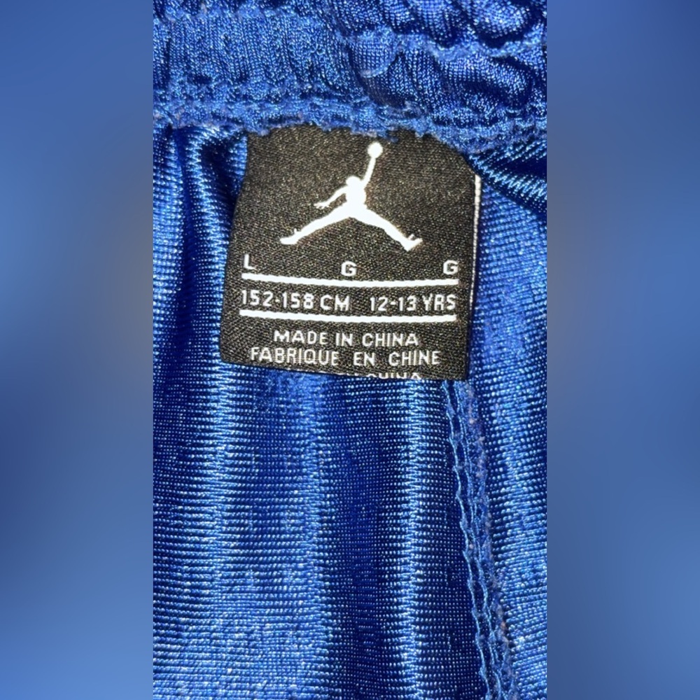 Jordan Essentials Youth Size Large Basketball Shorts Blue W White Logo Athletic - Picture 4 of 8